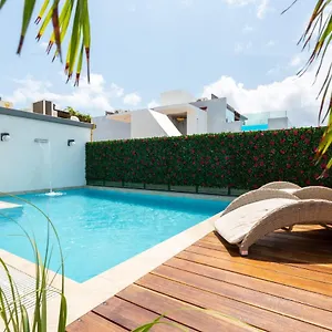 501 En Edificio Vanessa 42 A 5 Min De La 5ta Y Playa , Playa del Carmen México